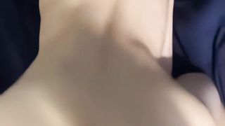 【69堂免费视频】性感女友纯情的眼神中透露的全是骚水